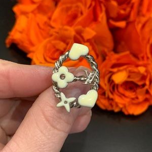Louis Vuitton Ladies Ring . Vintage